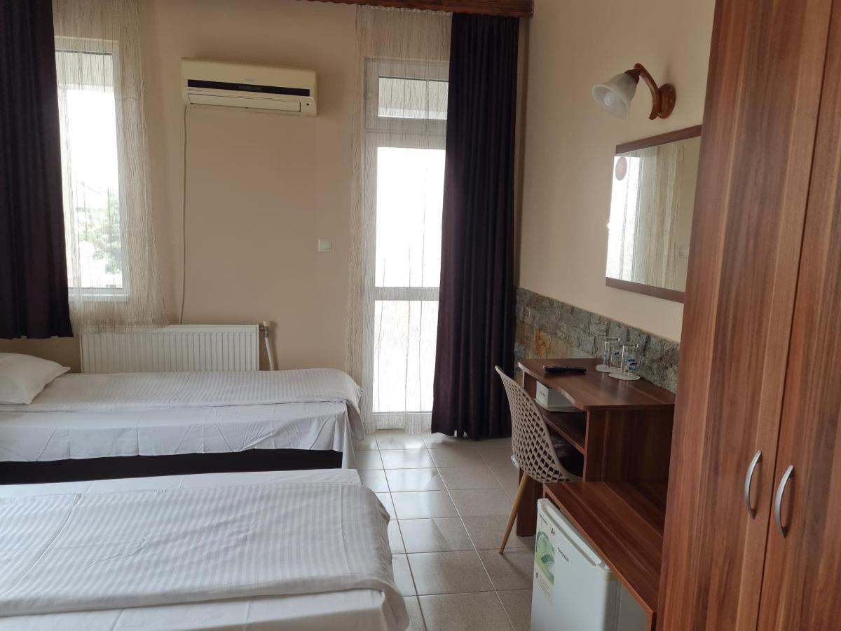 Family Hotel Zhelkovi - Olympia Kharmanli 외부 사진